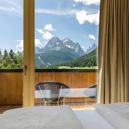 Strobl Hotel