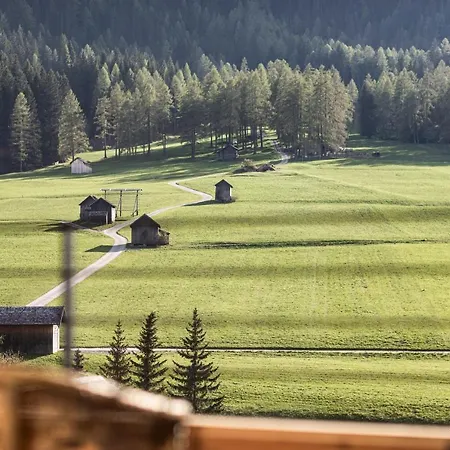 Hotel Strobl 3*